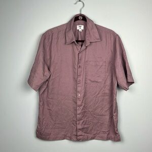 Mode of One medium men’s lavender button down short sleeve shirt
